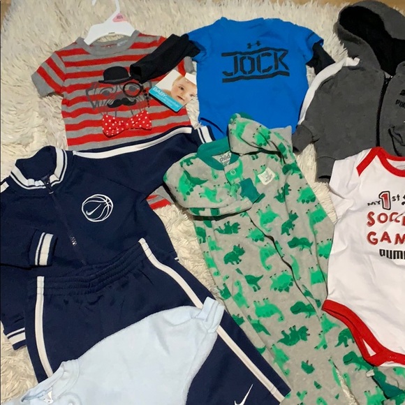 Under Armour One PC Bodysuit Girl 3//6M 6//9M 9//12M NWT 3//6 6//9 9//12 Month